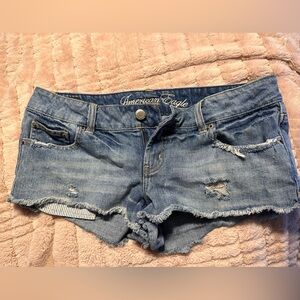 Vintage low rise American eagle short